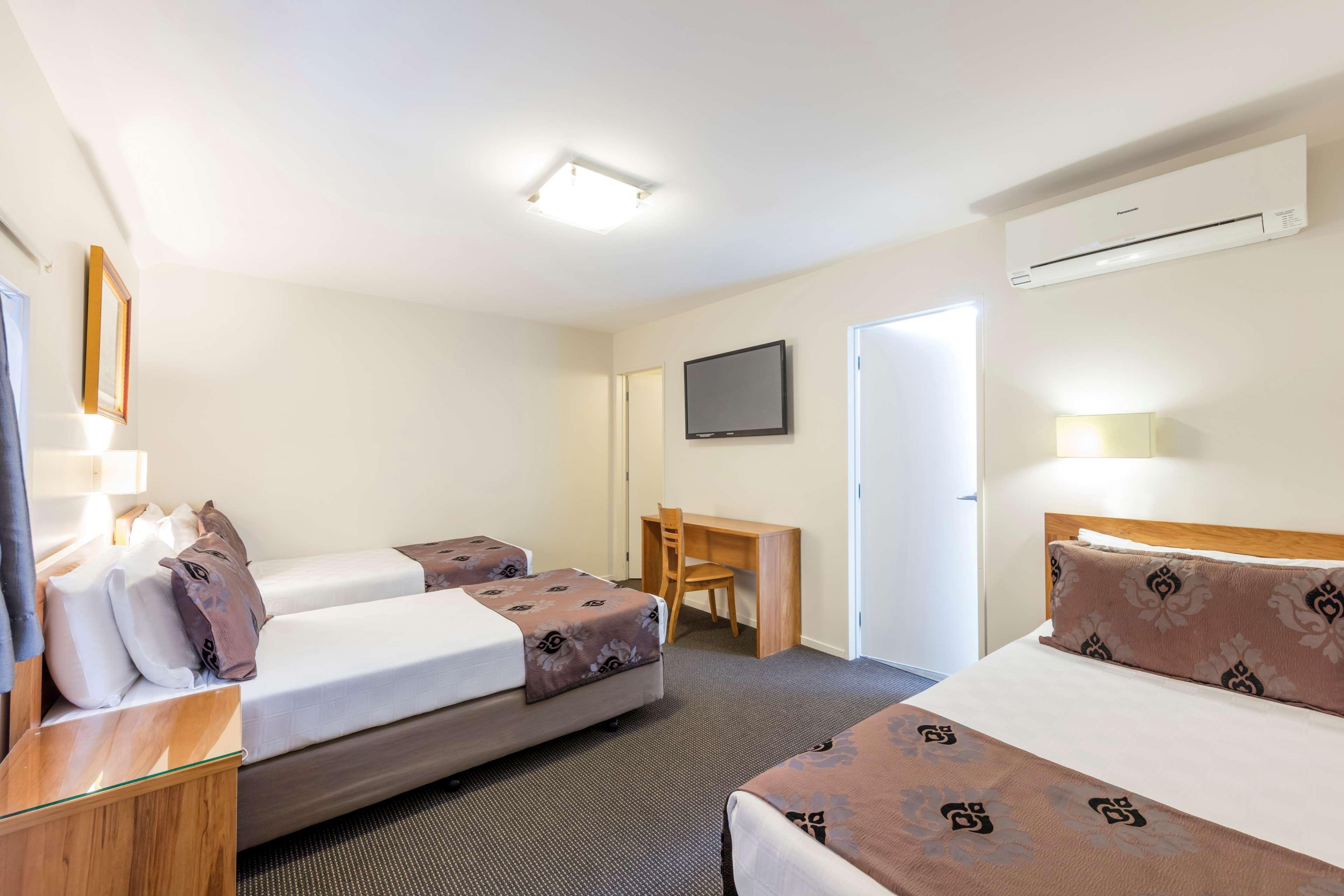 Best Western Newmarket Inn & Suites Окленд Екстер'єр фото