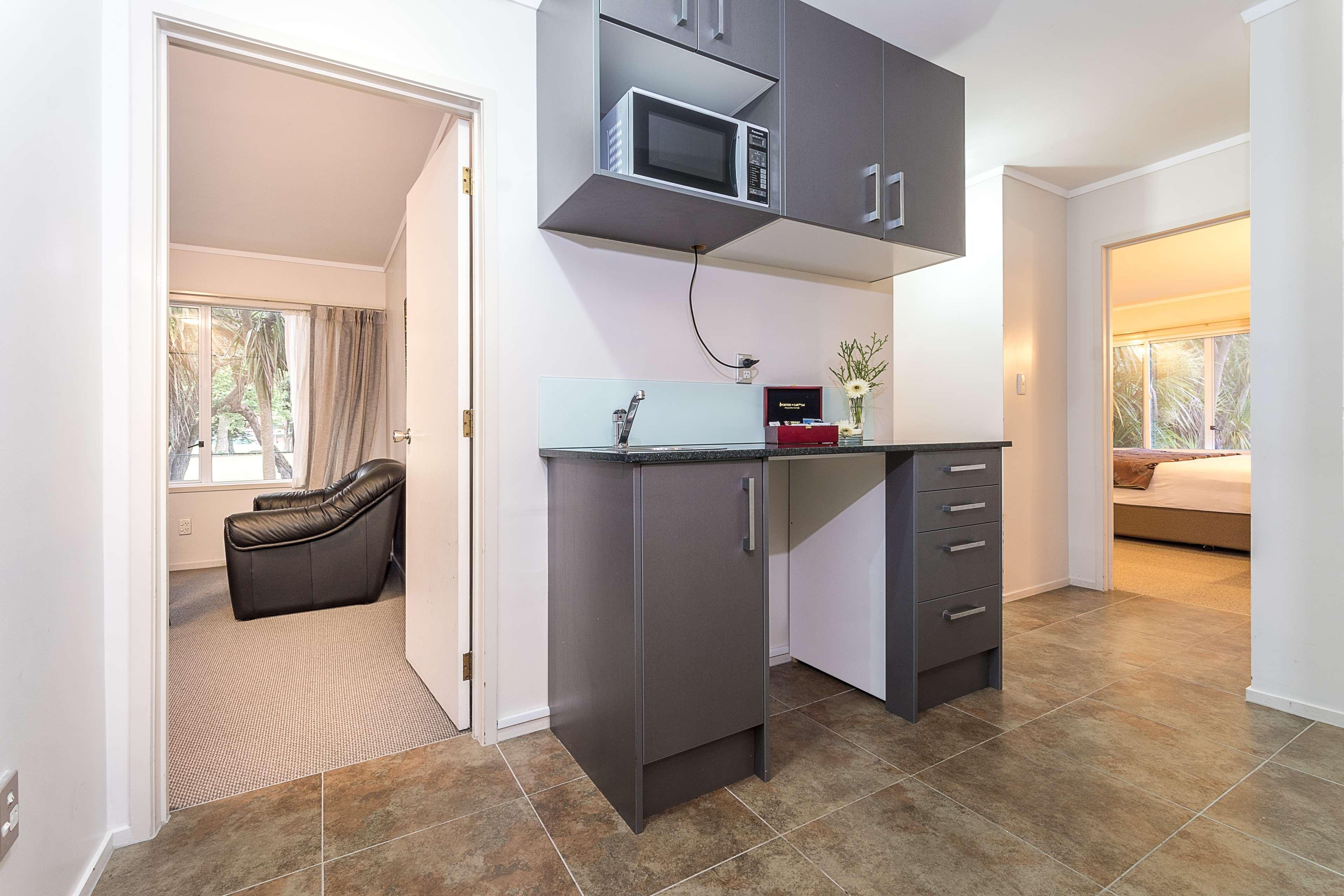 Best Western Newmarket Inn & Suites Окленд Екстер'єр фото