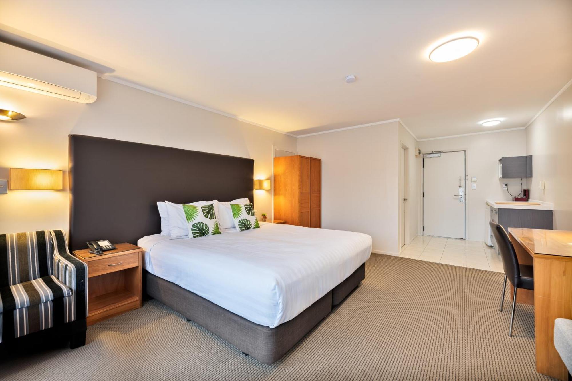 Best Western Newmarket Inn & Suites Окленд Екстер'єр фото
