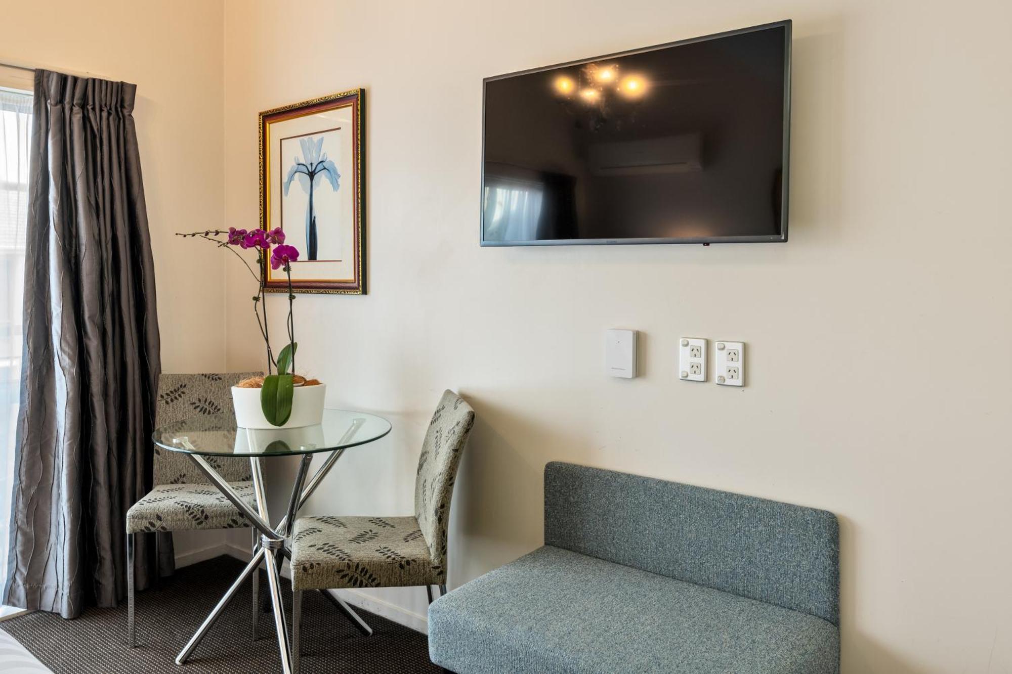Best Western Newmarket Inn & Suites Окленд Екстер'єр фото